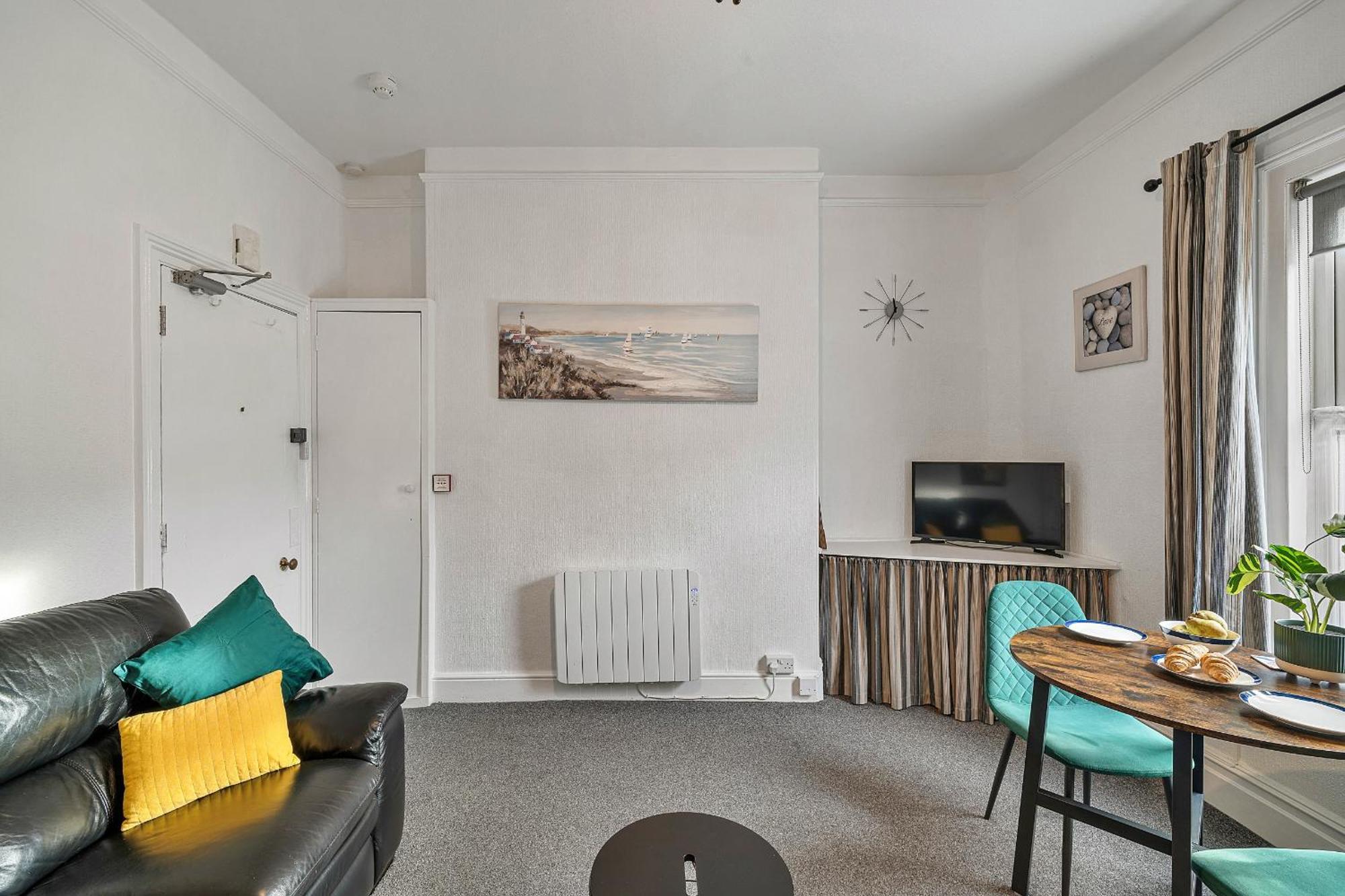Finest Retreats - Atherfield Apartments No 6 - Tree Tops Paignton Bagian luar foto