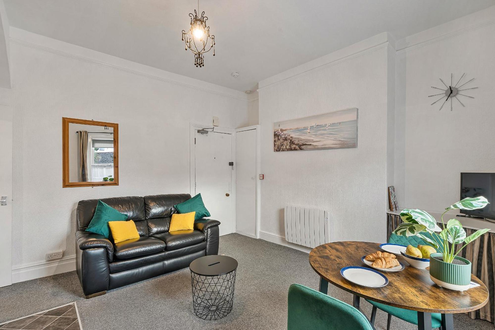 Finest Retreats - Atherfield Apartments No 6 - Tree Tops Paignton Bagian luar foto